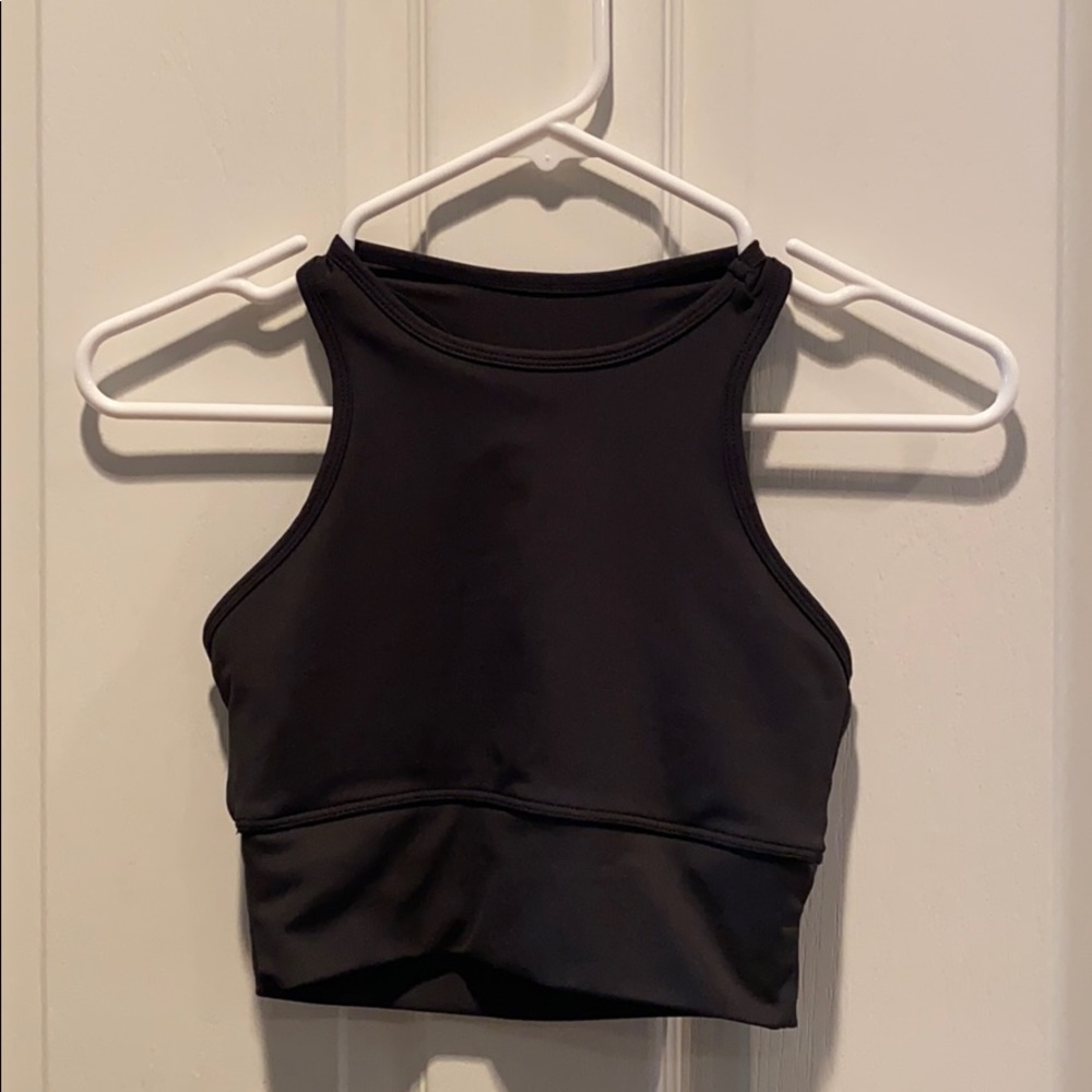 STRUT THIS CROP TOP/SPORTS BRA